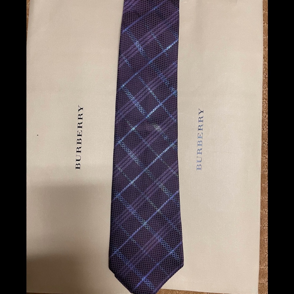 Burberry tie